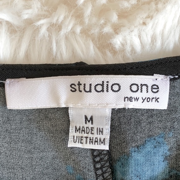 🔥Studio One Animal Print Maxi Dress Medium - Picture 9 of 11